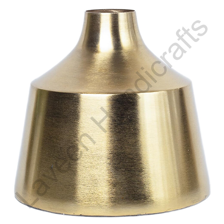 Elegant Delightful Flower Vase Golden