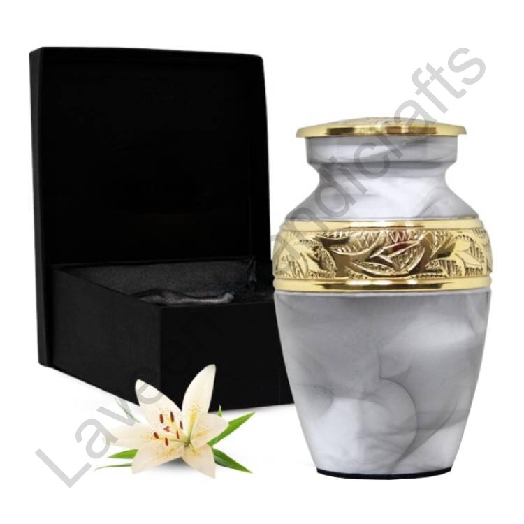 Leaf Engraved Keepsake Urn White / Golden