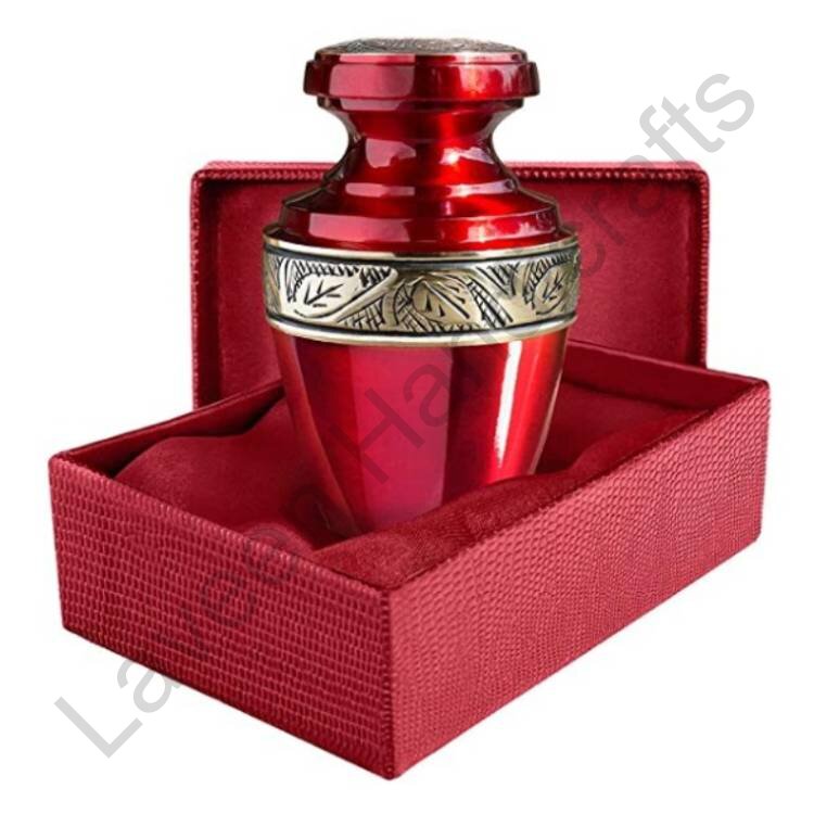 Leaf Engraved Keepsake Urn Red / Silver