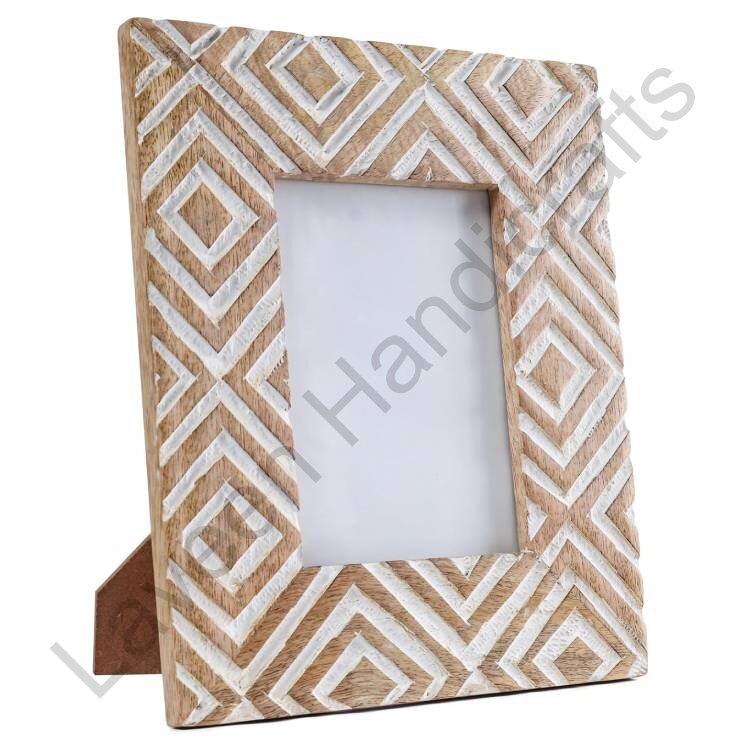 Photo Frame with Bone Border & Ribbed Pattern Brown