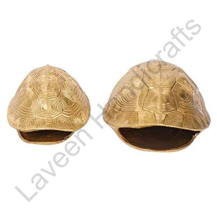 Wealth and Good Luck Shell Table Top Statue Golden
